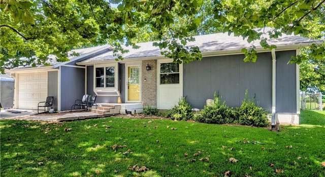Photo of 2926 Dodge Dr, Iola, KS 66749