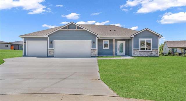 Photo of 2621 E 26th Ct, Lawrence, KS 66046