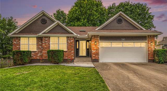Photo of 2409 NE Cedar Creek Ct, Blue Springs, MO 64014