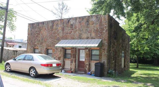Photo of 706 Church St, Golden City, MO 64748
