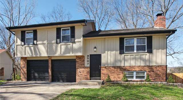 Photo of 9507 NW 59 Ter, Parkville, MO 64152