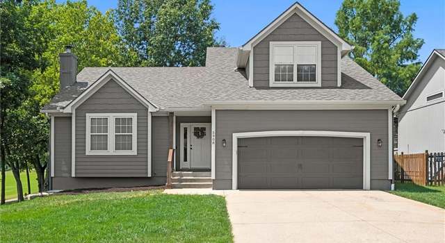 Photo of 5908 Meadowsweet Ln, Shawnee, KS 66226