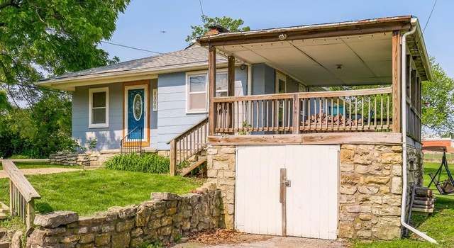 Photo of 8300 N Kenwood Ave, Kansas City, MO 64118