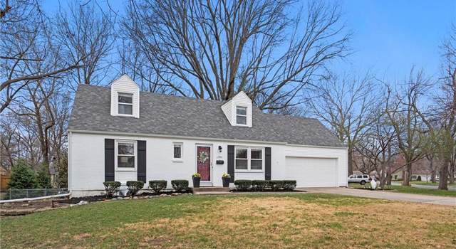 Photo of 7901 W 92nd Pl, Overland Park, KS 66212