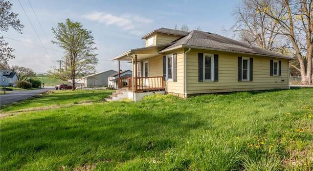 Photo of 120 N Garrison St, Ferrelview, MO 64163