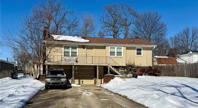 Photo of 8400 Shawnee Ln, Overland Park, KS 66212