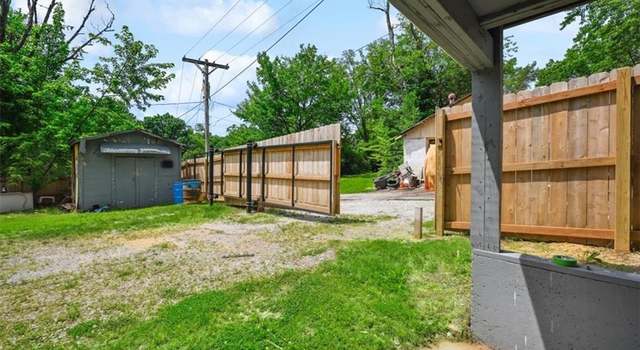 Photo of 919 Walnut St, Leavenworth, KS 66048