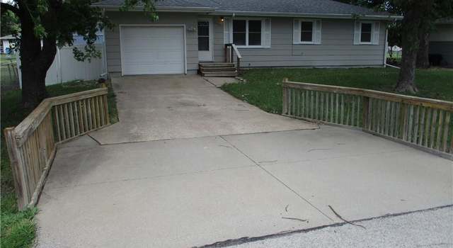 Photo of 1520 Saint Lawrence St, Burlington, KS 66839