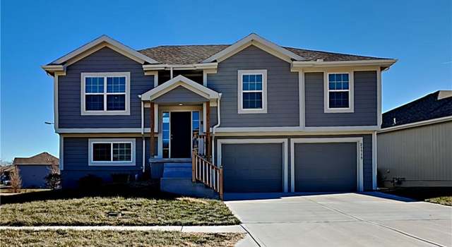 Photo of 21715 Southcreek Rd, Peculiar, MO 64078