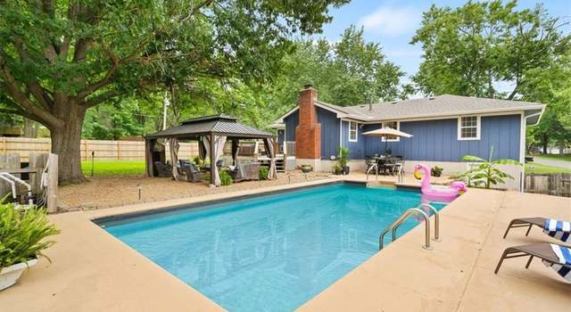 Photo of 10270 Edgehill Dr, Kansas City, KS 66111