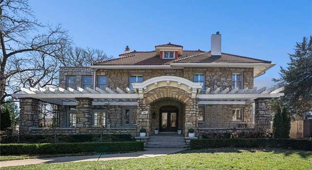 Photo of 901 W 38th St, Kansas City, MO 64111