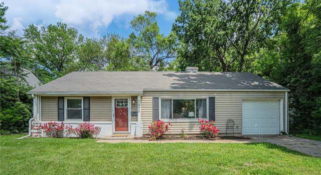 Photo of 7648 Rainbow Dr, Prairie Village, KS 66208