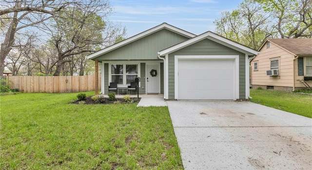 Photo of 809 S Willow St, Ottawa, KS 66067