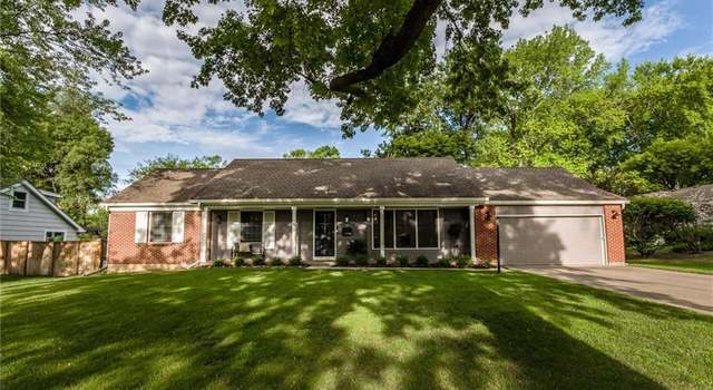 Photo of 9708 Aberdeen St, Overland Park, KS 66206