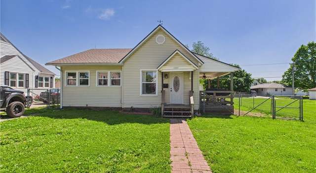 Photo of 1407 E Main St, Higginsville, MO 64037