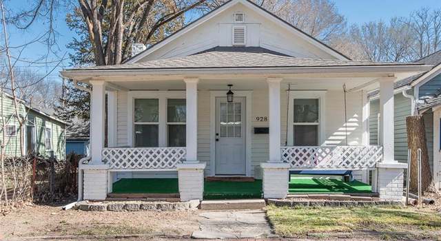 Photo of 928 Connecticut St, Lawrence, KS 66044