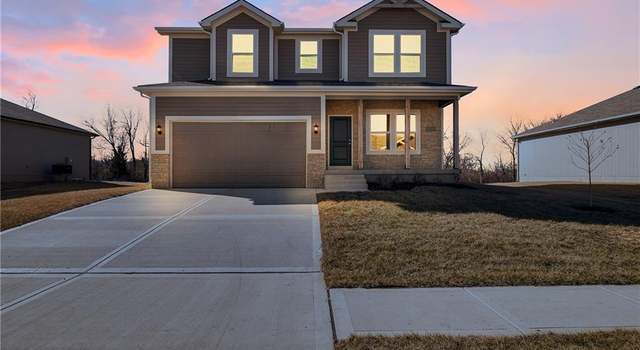 Photo of 608 Summer Dawn Cir, Belton, MO 64012