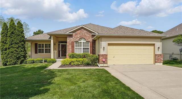 Photo of 2804 S Woodbury Dr, Independence, MO 64055