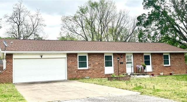 Photo of 1610 N Main St, Nevada, MO 64772