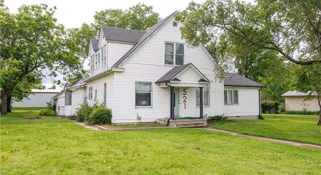 Photo of 521 N 15th St, Fredonia, KS 66736