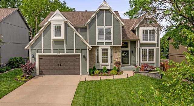 Photo of 13143 Kessler St, Overland Park, KS 66213