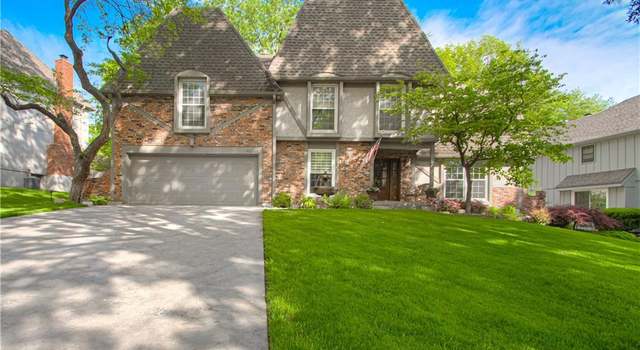 Photo of 410 W 130th Ter, Kansas City, MO 64145