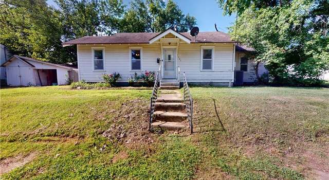 Photo of 505 W Allison St, Nevada, MO 64772