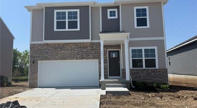 Photo of 11017 East Ridge Ct, Peculiar, MO 64078