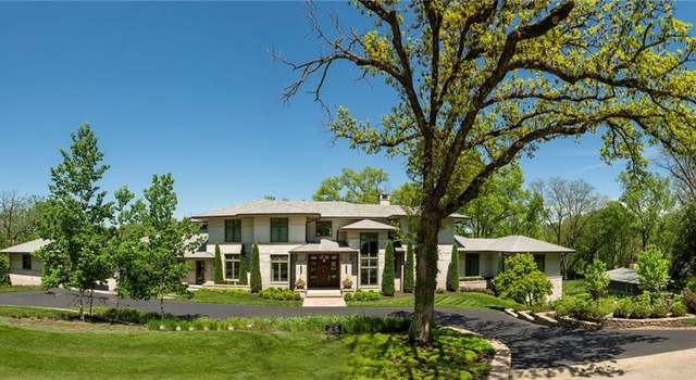 Photo of 2720 Verona Cir, Mission Hills, KS 66208