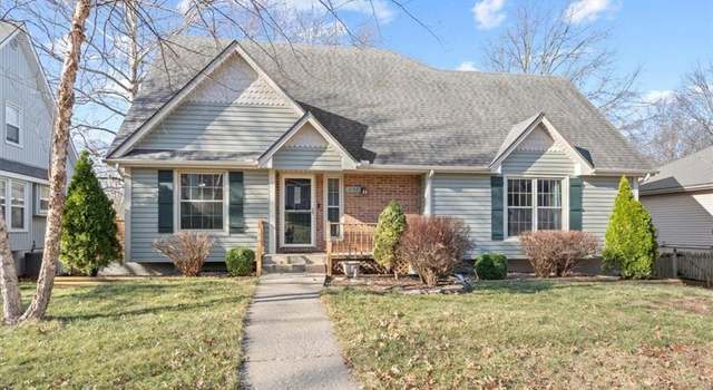 Photo of 2109 NW 12th St, Blue Springs, MO 64015