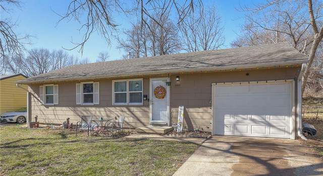 Photo of 2500 S Crescent Ave, Independence, MO 64052