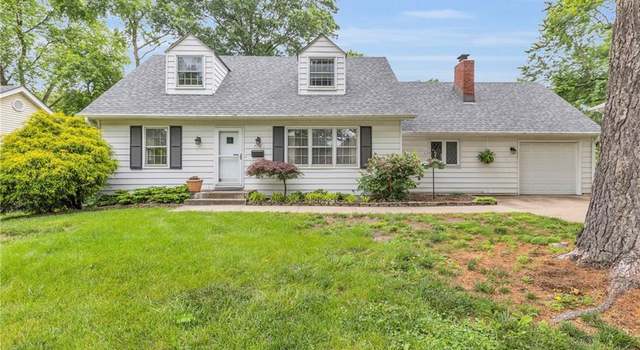 Photo of 7701 W 97th St, Overland Park, KS 66212