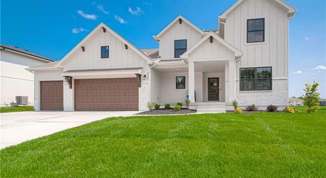 Photo of 2323 Fishing Ln, Kearney, MO 64060