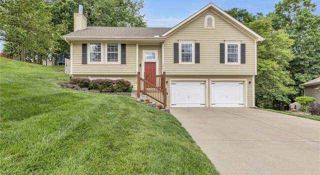Photo of 1310 NW 74th Pl, Kansas City, MO 64118