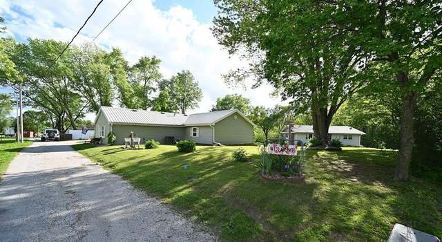 Photo of 41 Market St, Dearborn, MO 64439