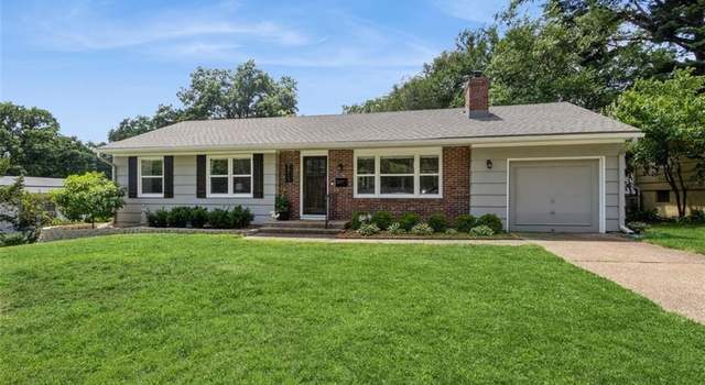 Photo of 7718 Pawnee St, Prairie Village, KS 66208