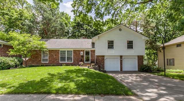Photo of 5625 W 97th Ter, Overland Park, KS 66207