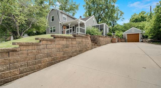 Photo of 707 NE Russell Rd, Kansas City, MO 64116
