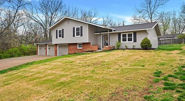 Photo of 510 S 17th St, Leavenworth, KS 66048