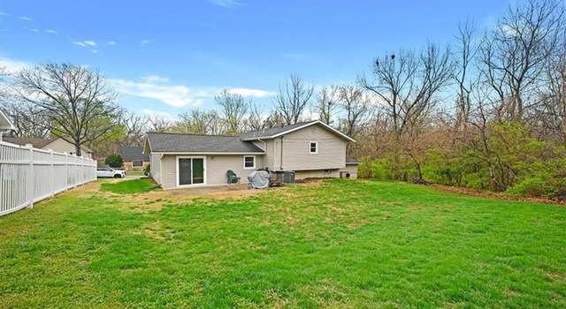 Photo of 510 S 17th St, Leavenworth, KS 66048