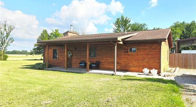 Photo of 302 S 160th St, Girard, KS 66743