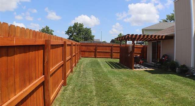 Photo of 1215 Foxridge Dr, Warrensburg, MO 64093