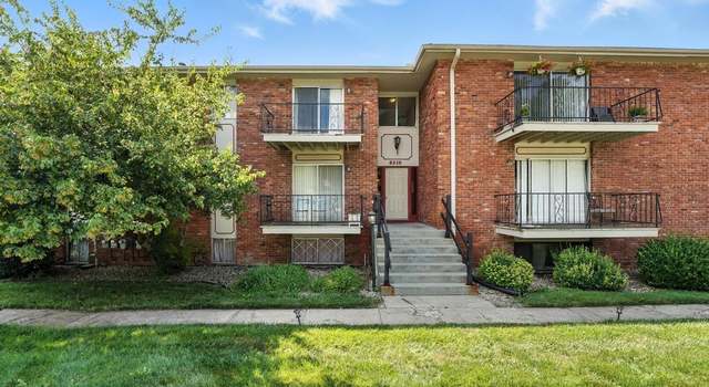 Photo of 8215 Santa Fe Dr #8, Overland Park, KS 66204