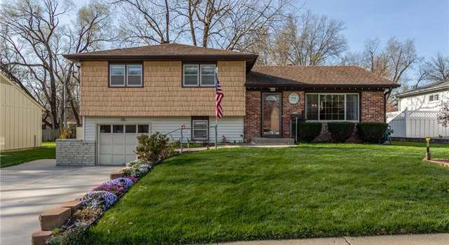 Photo of 8509 W 80th Ter, Overland Park, KS 66204