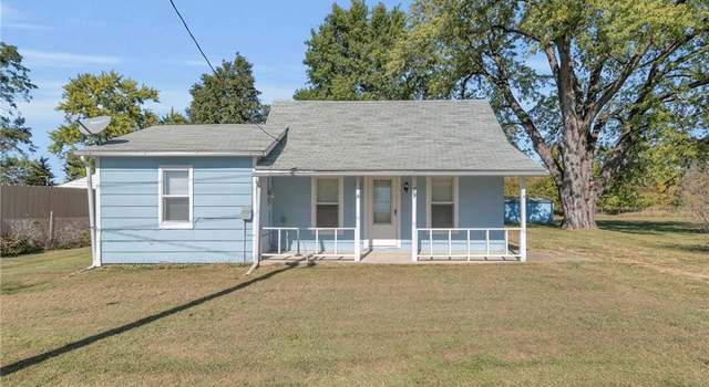 Photo of 79 W Maple St, Breckenridge, MO 64625