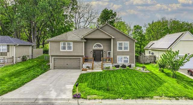 Photo of 1908 N Ponca Dr, Independence, MO 64058