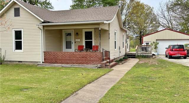 Photo of 212 W Mckay St, Frontenac, KS 66763