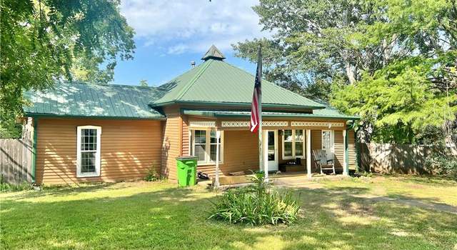 Photo of 415 Elm St, Fall River, KS 67047