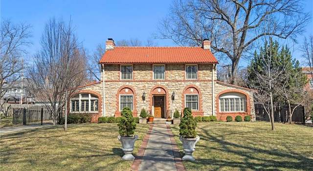 Photo of 414 W Meyer Blvd, Kansas City, MO 64113