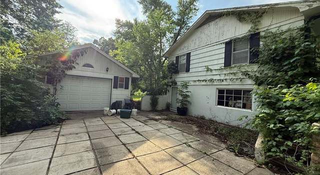 Photo of 6310 River Rd, Pleasant Valley, MO 64068